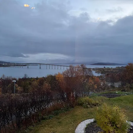 House With Stunning Views Close To Nature And Life Tromsø