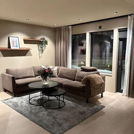 Leilighet House With Stunning Views Close To Nature And Life *